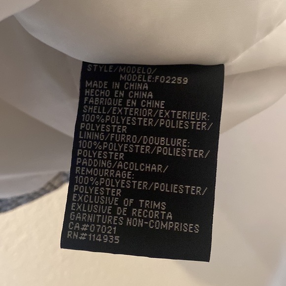 Razzle Dazzle diamond print zip up vest size medium - Picture 5 of 6